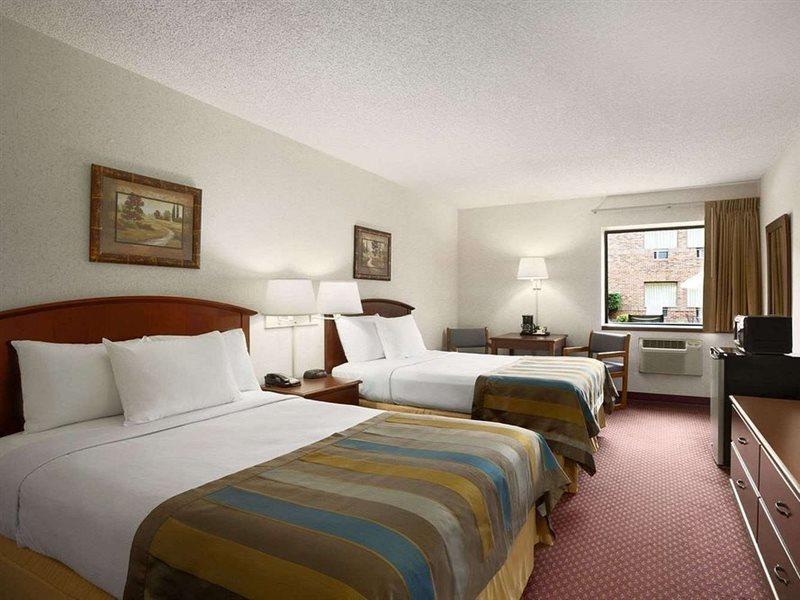 Days Inn By Wyndham Middletown Exterior foto