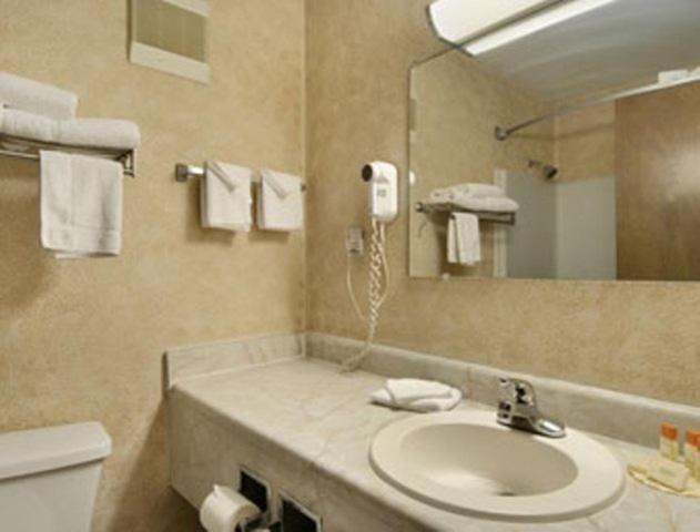 Days Inn By Wyndham Middletown Cameră foto